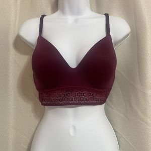 Victoria’s Secret No Wire Bra Size 36D
